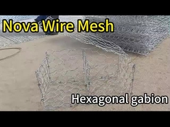 شبكة غابيون متينة (حجم الشبكة 6 سم x 8 سم) مثالية لاستعادة ضفاف النهر وحماية السواحل