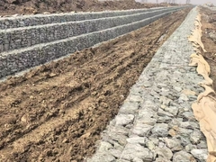شبكة غابيونية معتمدة من قبل منظمة ISO تصميم هيكساجونال مزدوج للتواء لبناء جدار دعم موثوق به