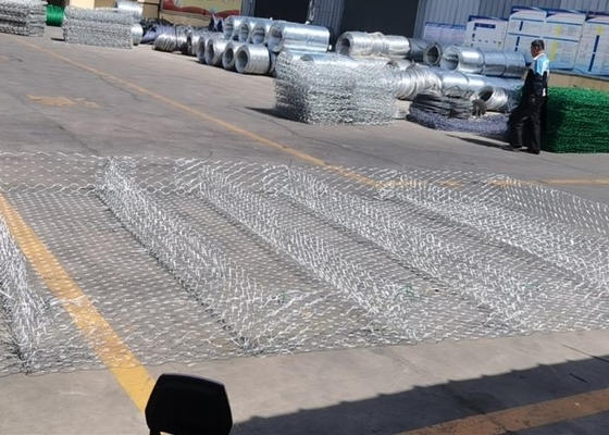 2.2 مم رينو التراب فراش قناة سلكية ملحومة قفف شبكة للتحكم في الفيضانات