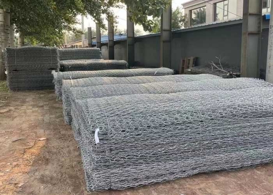بولي كلوريد الفينيل مغلفة حديقة 2x1x1m  Gabion Mattress Baskets لمشروع الحفاظ على المياه