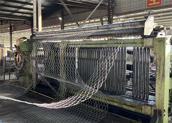 1m-2m عرض صندوق الغابيون المغلف 80x100mm حجم الشبكة